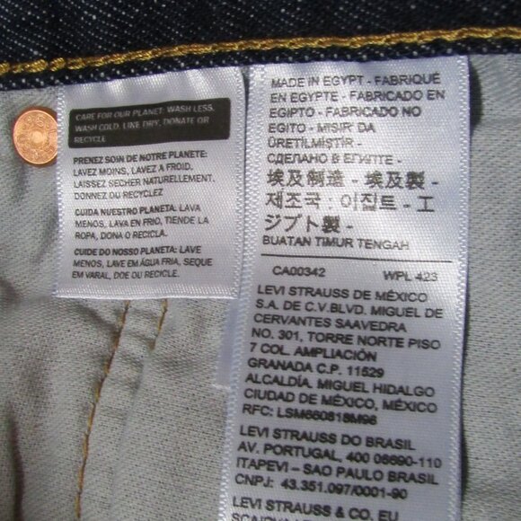 Levi's Original 501 Jeans 35 x 32 Button Fly 100% Cotton - Picture 10 of 10